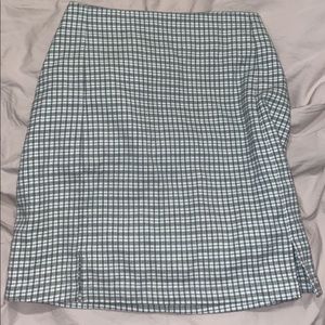 brandy melville cara skirt
